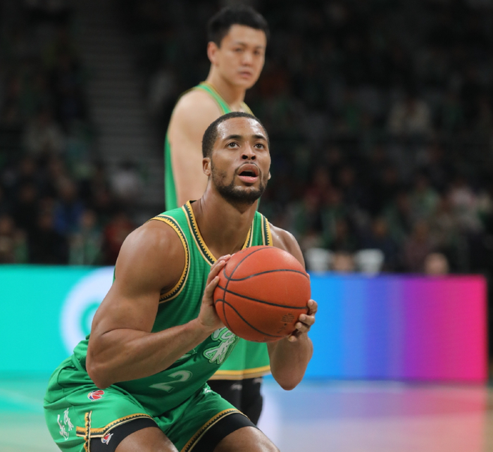 世界杯注册流程-辽宁四外配置好像不错？莱迪统治内线，两小外回暖，莫兰德基本盘|比赛|数据|哈维|季后赛|CBA_新浪体育_新浪新闻